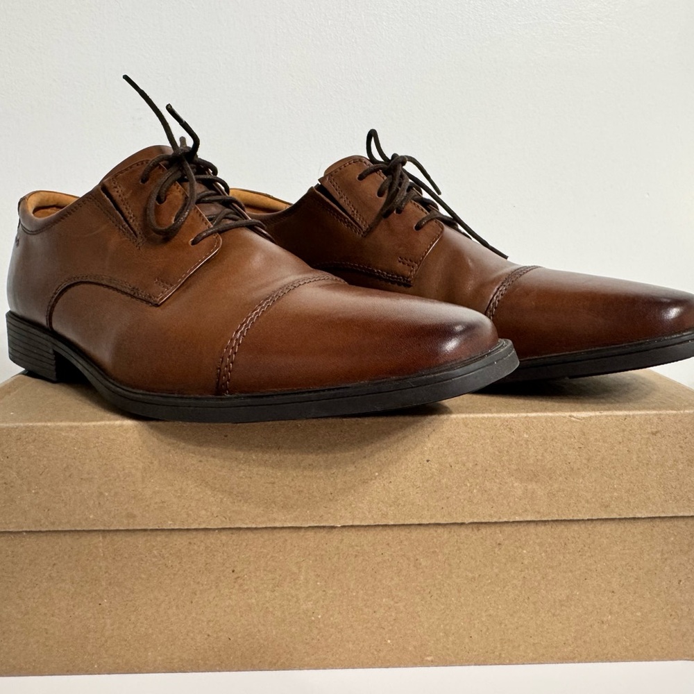 Clarks Brown Leather Men's Dress Shoes